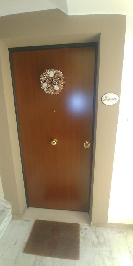 Diadumeno Superior Apartment Venosa Esterno foto