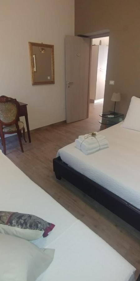 Diadumeno Superior Apartment Venosa Esterno foto